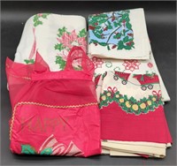 (KC) Christmas Linens. Tablecloth, Runners,