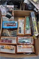 Tyco Train Cars
