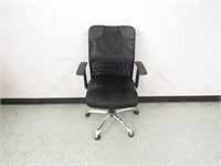 Mesh Rolling Office Chair, Black