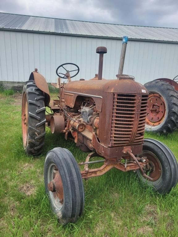 Case DC Tractor - Serial# 430 3909 - 11.2-36 Rear