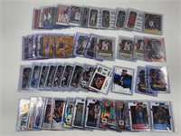 ASSORTED LOT OF MODERN BASKETBALL CARDS