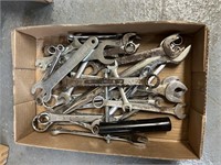 MISC. WRENCHES LOT