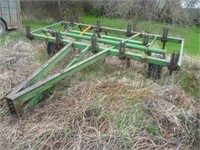 John Deere Model 100 12ft Cultivator, No Ram