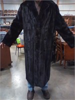 Yudofsky furrier Basil Doerhoefer Fur Jacket