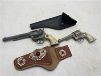 2 TOY GUNS AND HOLSTERS COWBOY TEXAS