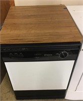 Maytag portable dish washer