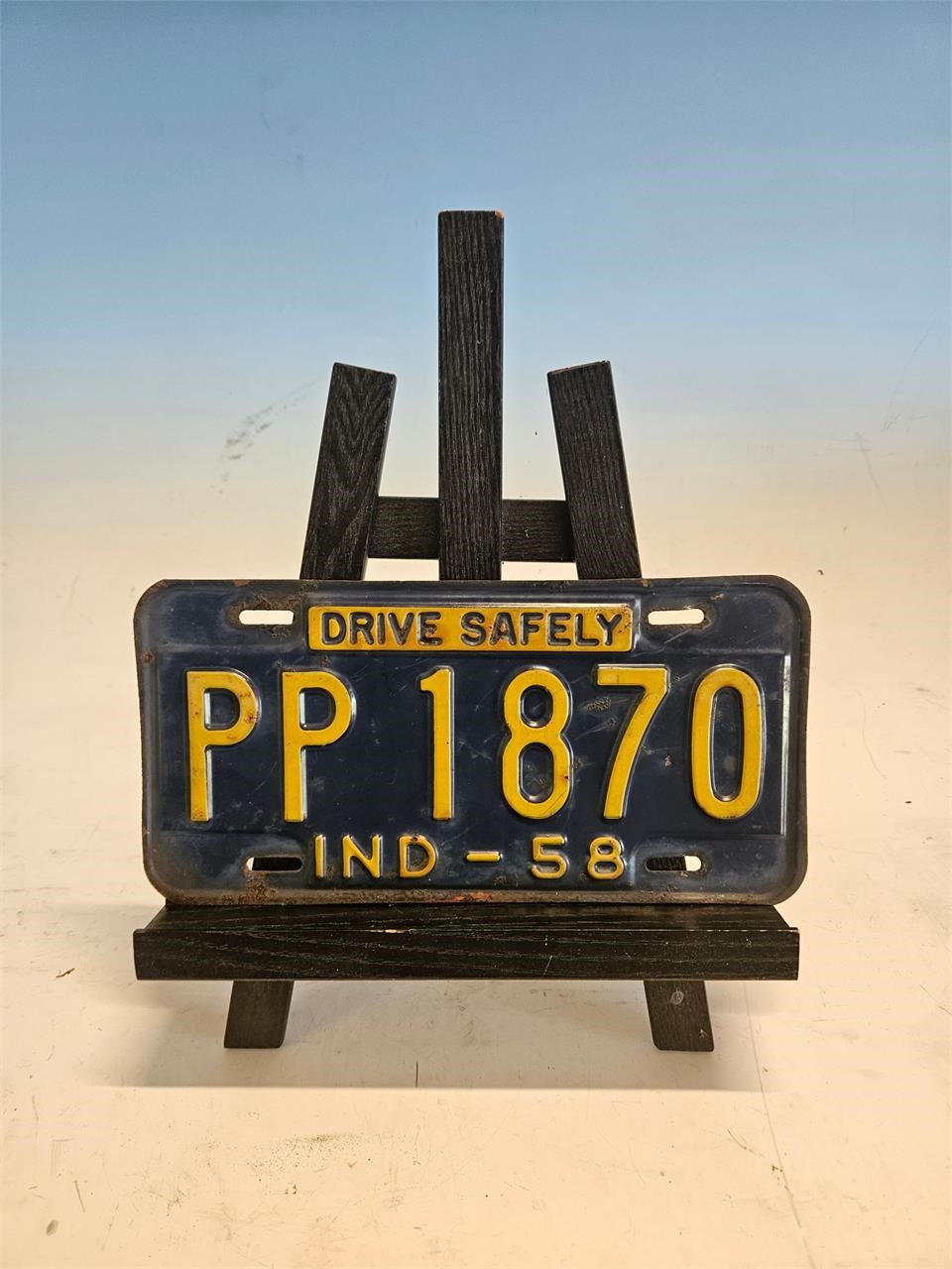 vintage Indiana license plate
