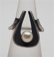 Modernist Sterling Silver Pearl Ring Signed R.G