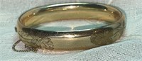 Vintage Gold Floral Etched Hinged Bangle Bracelet