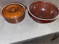Stoneware bean pot and bowl