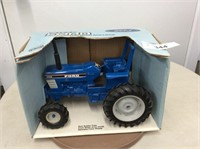 Ertl Ford 7710 Tractor w/Rollbar, WF, 1/16 scale