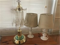 3 DECORATIVE LAMPS