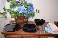 Black Dishes, Napkin Holder, Napkins,