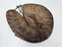 Vinatge MacGregor Ball Mitt