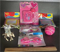 ITEMS FOR THE LITTLE GIRL