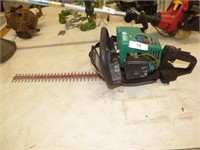WEED EATER GAS HEDGE TRIMMER