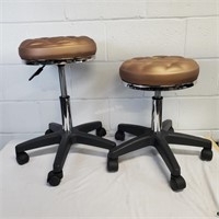 Pair of Copper colour rolling stools  - K