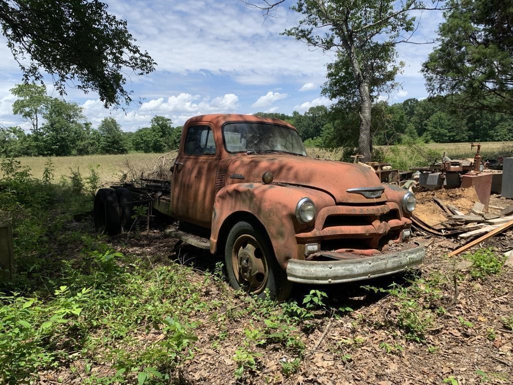 Chevy 6400 Truck (year unknown)(no title)