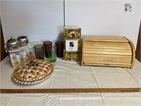 Kitchen lot- vintage glasses/ pie taker/ wooden