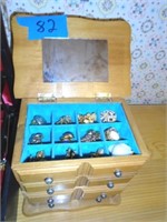 jewelry box with contents