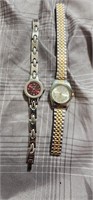 Lot of 2 quartz watches