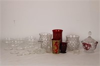 COLLECTION OF VINTAGE GLASSWARE