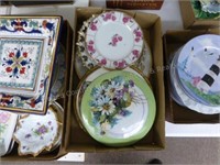 3 boxes decorative plates