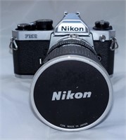 Nikon FM2 35mm Camera w/ Zoom Lens Estate Find
