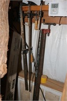 4 Furniture Clamps & 1 Pipe Clamp