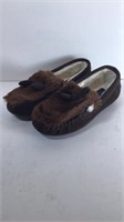 New Daily Shoes Size 7.5 Slippers