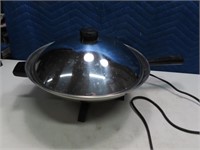 FARBERWARE 14" Stainless Electric WOK Cooker