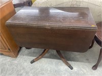 Vintage drop leaf claw foot table