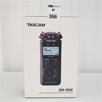 TASCAM DR-05X STEREO HANDHELD AUDIO RECORDER