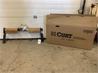 NEW CURT TOW HITCH