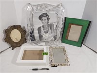 5 Picture frames