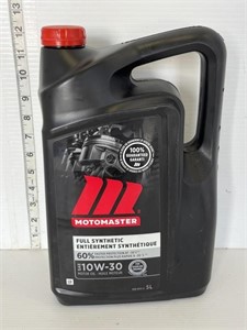 4L of Motomaster motor oil