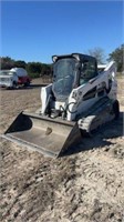 Bobcat T740 Cab/Air Tracked Skidsteer, 1230hrs