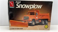 FORD SNOWPLOW PLASTIC MODEL BY AMT
