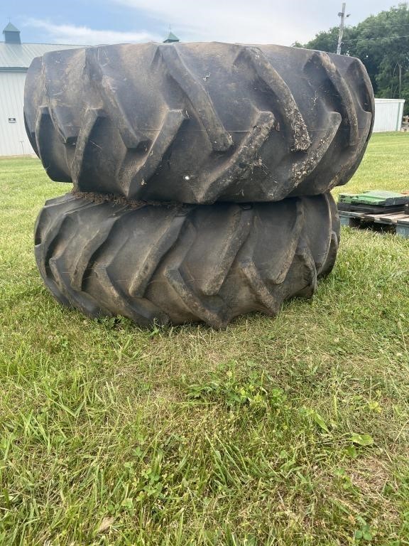 2 Good Year 18.4-26 Tires & Rims off Gleaner