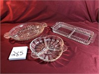 3 clear divided dishes