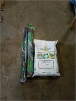 25kg multigro fertilizer and select landscape