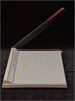 Paper Cutter