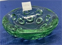 Vintage Green Art Glass Bowl 5.5 w