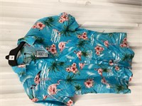 Size small men printed shirt Lee gee