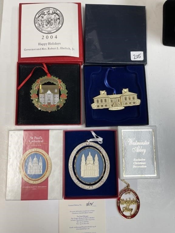 LOT OF 4 ORNAMENTS WESTMINSTER ABBEY, ST PAULS