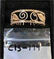 C15-174 gold filled wire frame bracelet