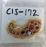 C15-172 signed brooch w/29 assorted stones