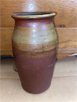 Ceramic pottery vase