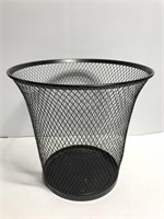 Wide top metal mesh waste basket bin