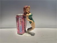 Pinup can holder